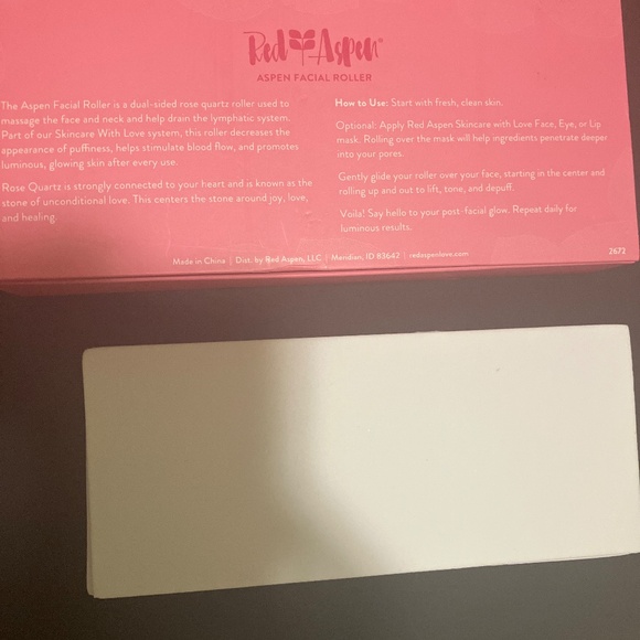 Aspen Facial Roller Skincare With Love Red Aspen NWT - Picture 3 of 11